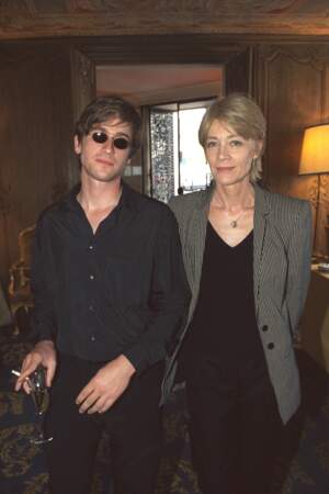 Françoise Hardy et son fils Thomas Dutronc en 2001.