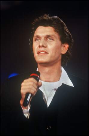 Marc Lavoine sur scène en 1995.