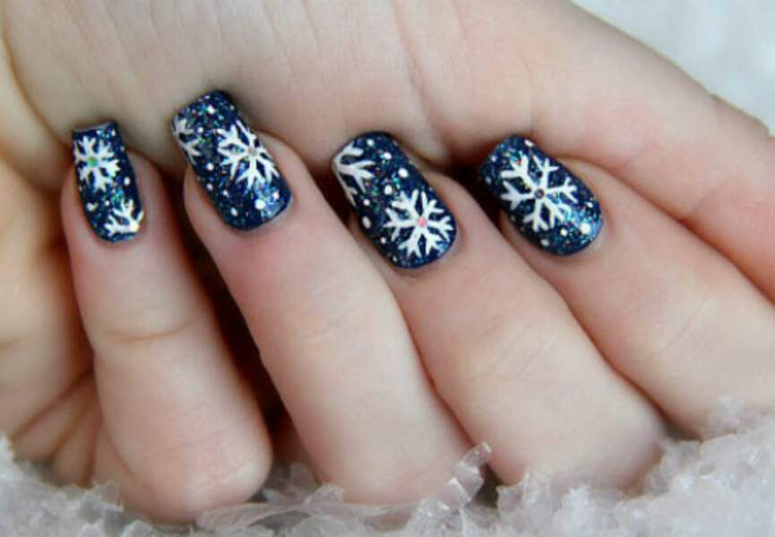 Tuto Flocon De Neige Ongle Nails Art : 5 idées pour une manucure de fêtes - Femme Actuelle