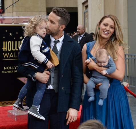 Blake Lively et son mari Ryan Reynolds avec leurs enfants