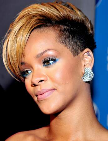 Le liner coloré façon Rihanna