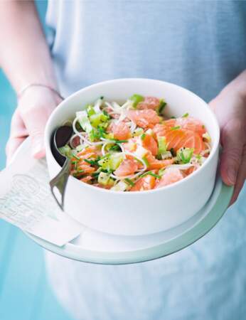 Salade légère au saumon, pomelo et pâtes de konjac