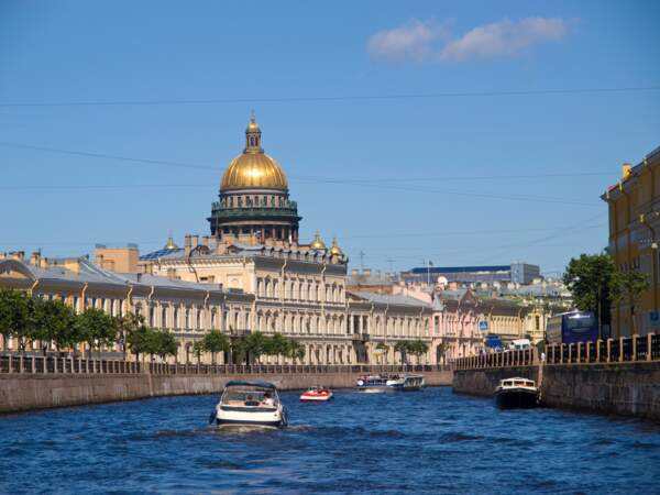 Rivière Mojka à St Pétersbourg