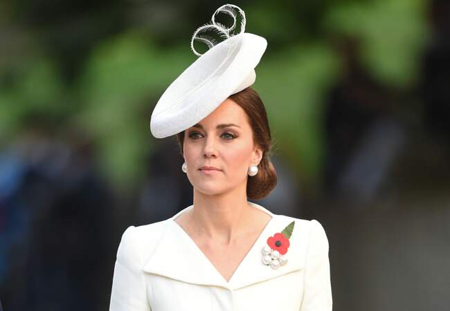 L'élégant chignon sur le côté de Kate Middleton