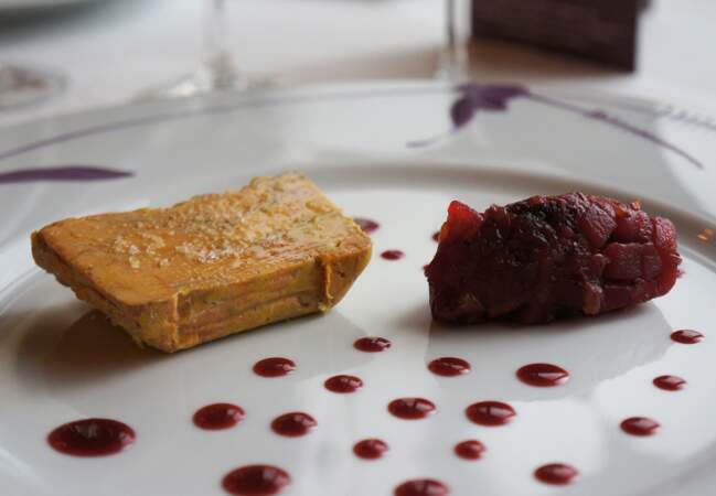Entrée de Guy Martin : Terrine de foie gras de canard confit de fruits au toute-épice 