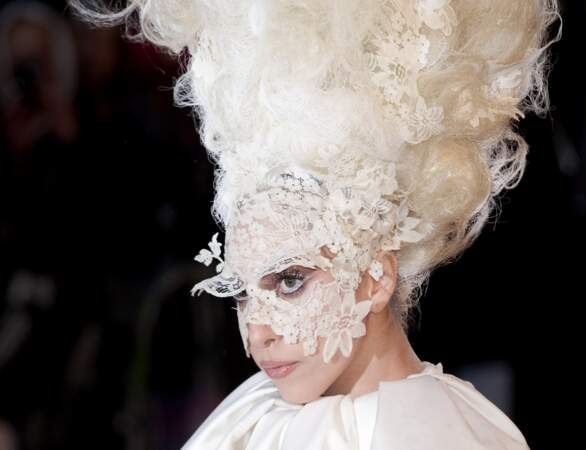 Pour les Brit Awards 2010, l'inspiration est digne de Marie-Antoinette