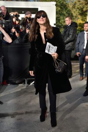 Fashion week : Monica Bellucci en total look noir 
