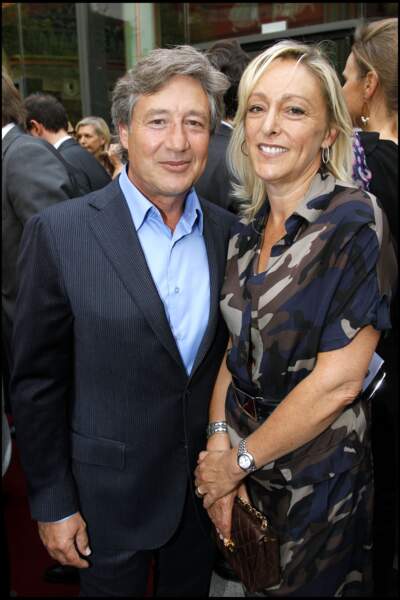 Patrick Sabatier et sa femme Isabelle à la cérémonie des Femmes en Or en 2010.