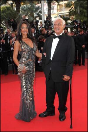 Jean-Paul Belmondo et Barbara Gandolfi au Festival de Cannes en 2011