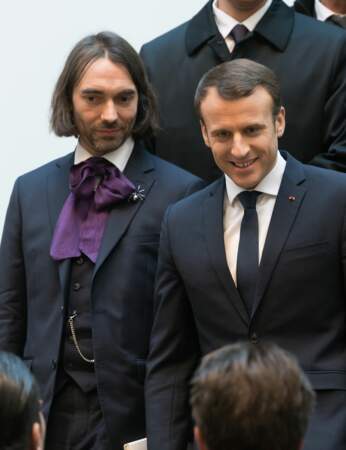 La cravate violette du clan Macron : le cas Cédric Villani