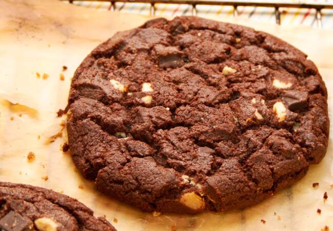 Cookies au chocolat et aux éclats de noisette