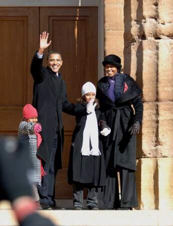 La famille Obama en février 2007, jour de l'annonce officielle de la candidature de Barack Obama à la présidentiell