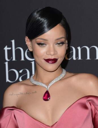 Le liner graphique de Rihanna 
