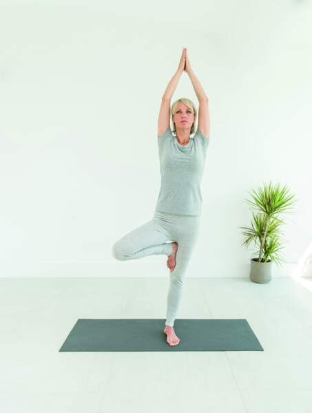 Yoga facile : la posture de l'arbre (fin)