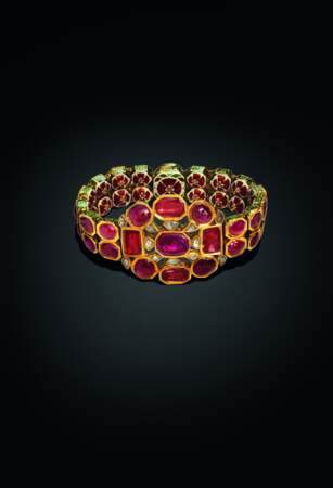 Bracelet en or, rubis et diamants (1750-1800)