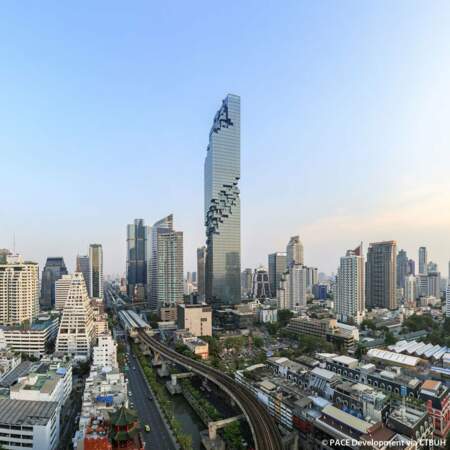 Inaugurée fin août, MahaNakhon a ravi le titre de plus haute tour de Bangkok, en Thaïlande