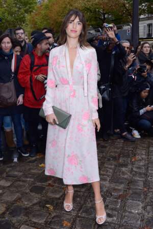 Fashion week : Jeanne Damas en robe vintage à fleurs 