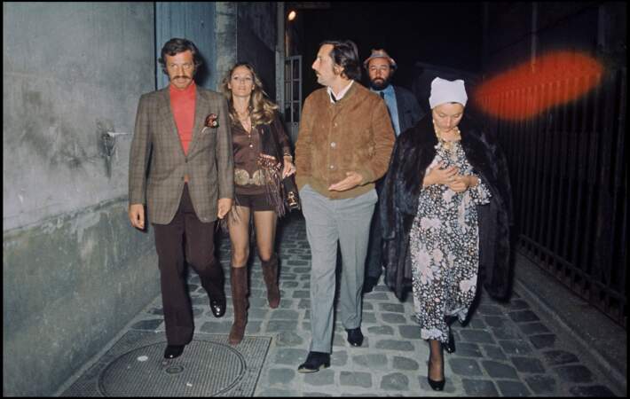 Jean-Paul Belmondo et Ursula Andress en compagnie de Jean Rochefort, Philippe Noiret et Monique Chaumette, en 1972