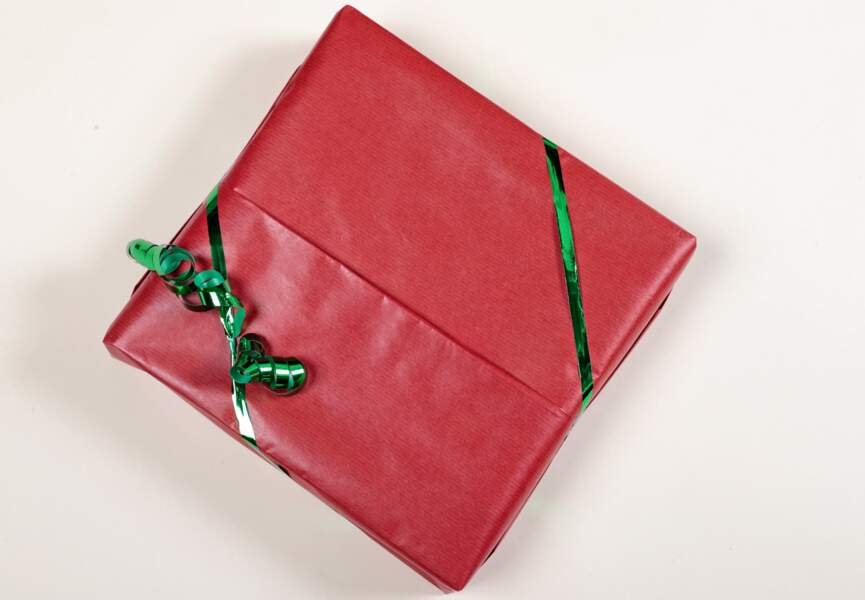 Paquet-cadeau personnalisé : une idée originale en vidéo