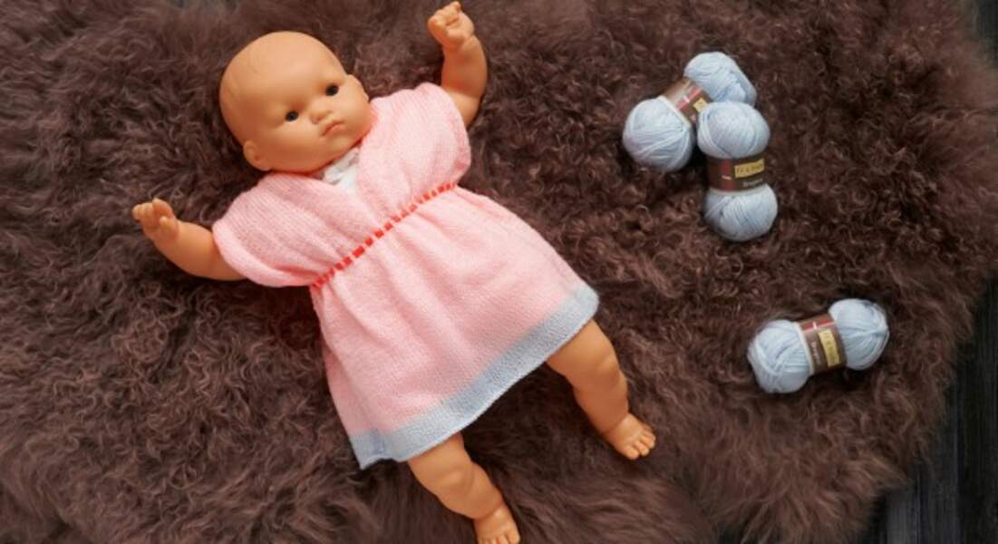 Tricot : une robe de bébé en jersey