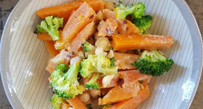 Salade de pois chiches et légumes vapeur