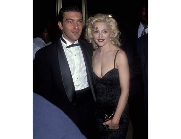 Antonio Banderas pose avec Madonna à Beverly Hills en 1991 (31 ans)