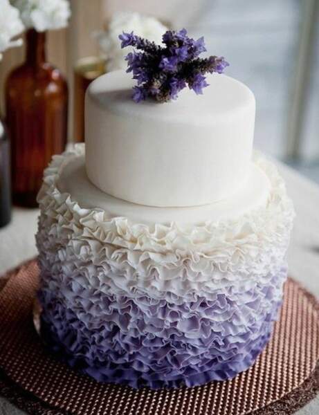 Le wedding cake lavande