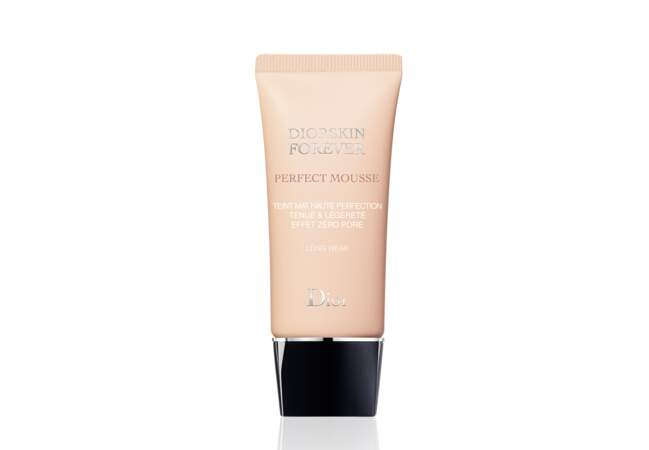 Le fond de teint Diorskin Forever Perfect Mousse Dior