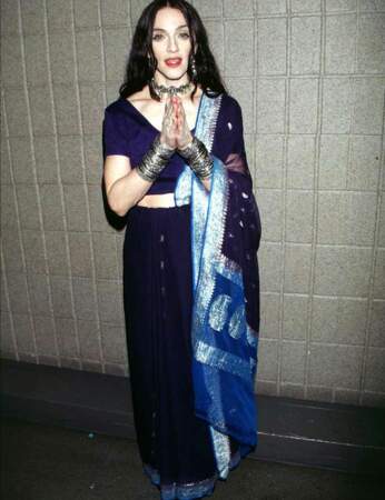 Look Madonna : le sari hindou