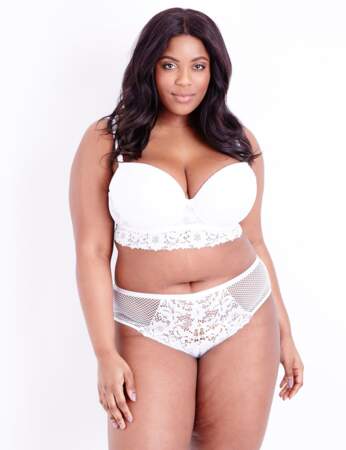 Lingerie grande taille : blanc sexy
