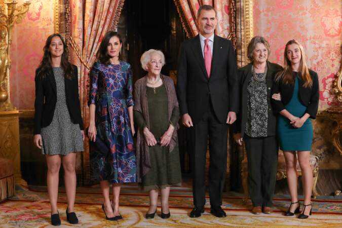 Kate Middleton contre Letizia d’Espagne : qui porte le mieux le total look bleu ?