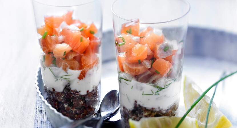 Verrines de tartare de saumon au quinoa noir
