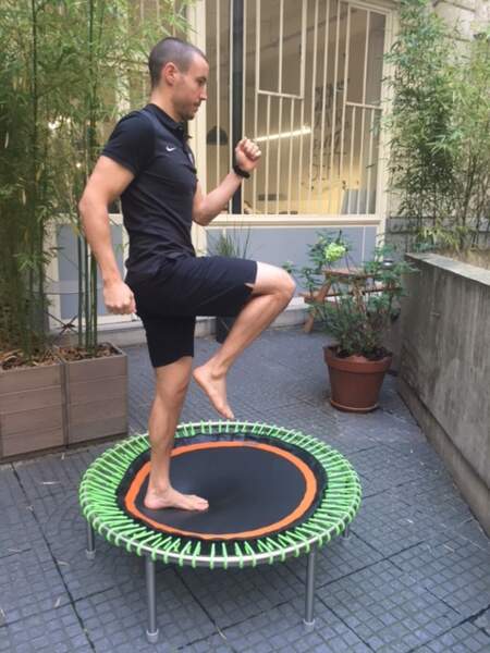 Mini-trampoline bellicon : posture n°4