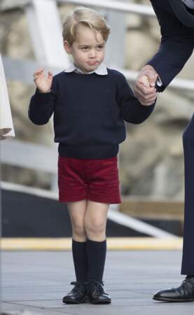 Le prince George après qu'on lui a demandé de ranger sa langue, Canada, octobre 2016
