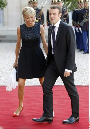 Emmanuel Macron et Brigitte Macron arrivent à l'Elysée (juin 2015)