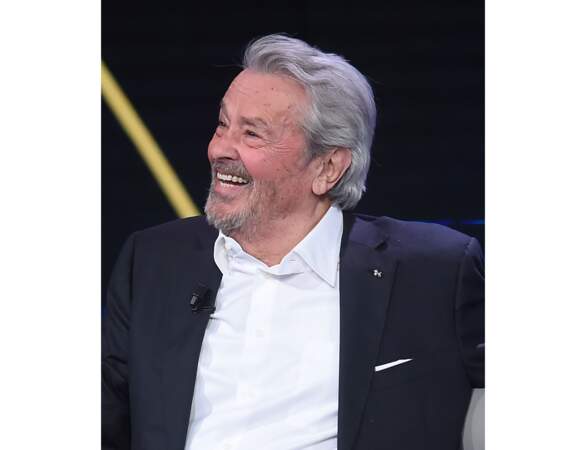 En 2018, Alain Delon a 83 ans et il est invité sur le plateau d'une chaîne Italienne