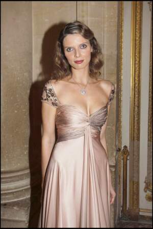 En 2008, on la retrouve princesse au Chateau de Versailles pour un dîner caritatif 