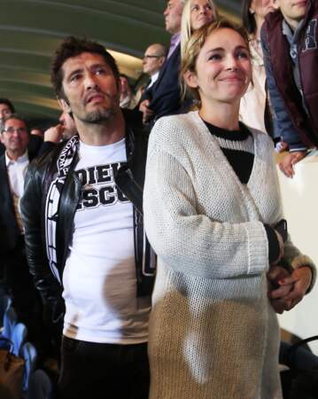 Bixente Lizarazu et Claire Keim au stade Chaban-Delmas, à Bordeaux, pour assister au match de football...
