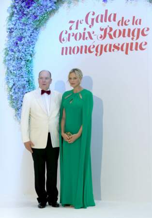 Charlène et Albert II de Monaco au gala de la Croix-Rouge