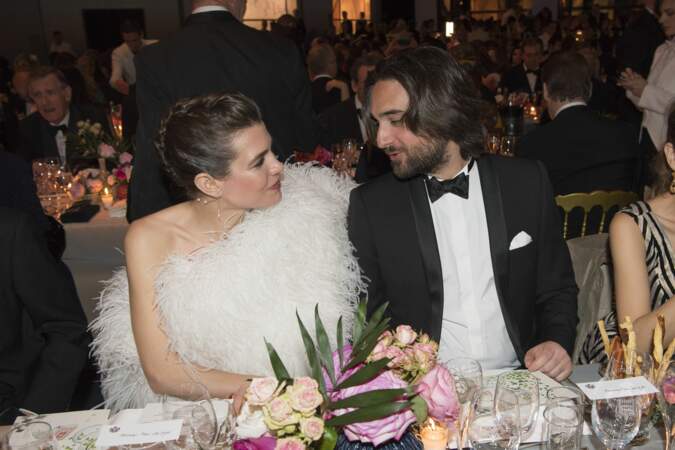 Regards complices entre Charlotte Casiraghi et Dimitri Rassam au dîner du Bal de la rose
