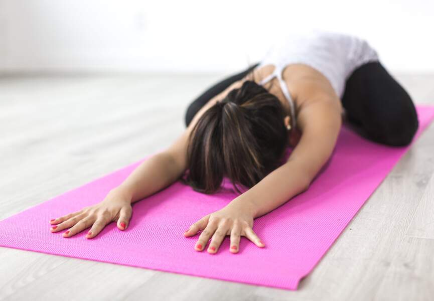 "Je suis une stressée et je grignote"…  Le réflexe à adopter : le yoga nidra avant le coucher
