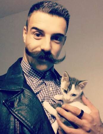 Movember : moustache idée 1