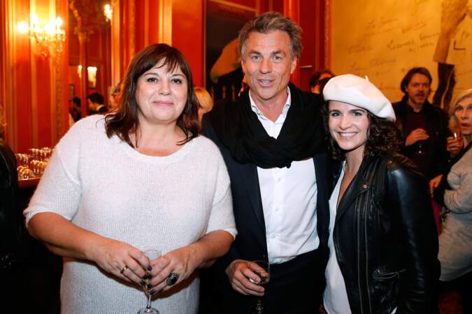 Michèle Bernier au théâtre Antoine pour le spectacle "Je préfère qu'on reste amis" en 2014 avec Bruno Gaccio.