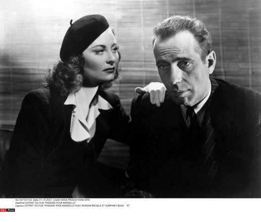 Dans "Passage pour Marseille" (1944), tourné à Hollywood, elle partage l'affiche avec Humphrey Bogart