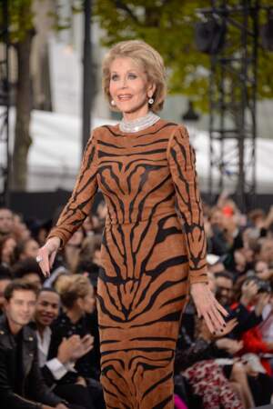Jane Fonda au défilé l'Oréal Paris 