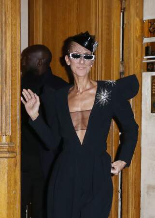 Le look très osé de Céline Dion qui se rendait ce 25 janvier aux Folies Bergère