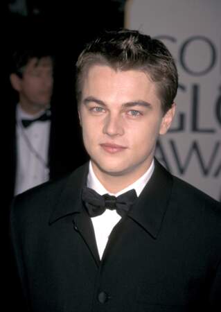 Leonardo DiCaprio à la cérémonie des 55ème Golden Globe Awards en 1998