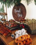 Buffet de mariage fait maison : bar à donuts