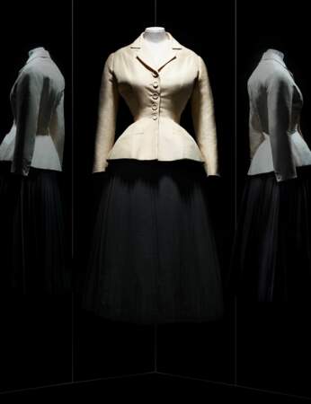 Expo Dior : Le tailleur « New Look » signé Christian Dior (1947)