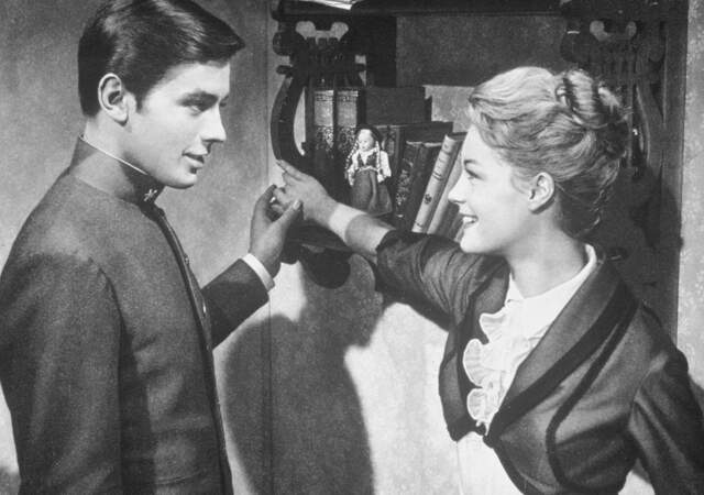 Romy Schneider et Alain Delon sur le tournage du film "Christine" en 1958. Coup de foudre entre les deux acteurs.